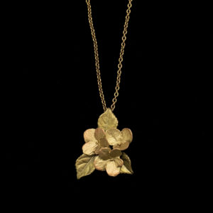 Hydrangea 18" Adj. Leaf Pendant